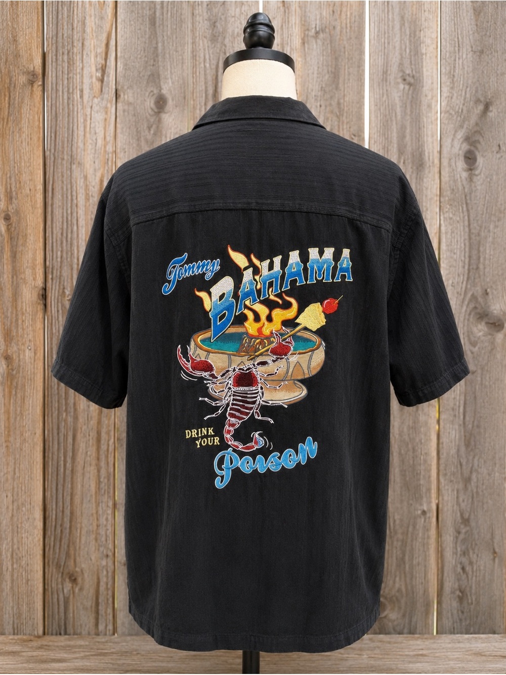 Tommy Bahama Drink Your Poison Embroidered 100% Silk Camp Shirt Size M